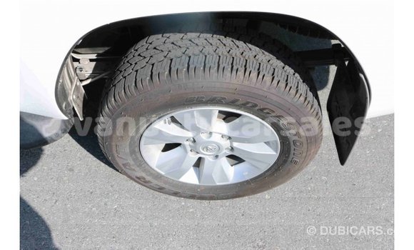Acheter Import Voiture Toyota Hilux Noir à Import - Dubai, Malampa Acheter Import Voiture Toyota Hilux Noir à Import - Dubai, Malampa