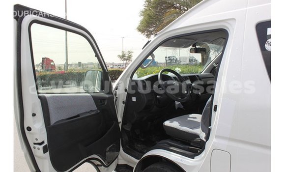Acheter Import Voiture Toyota Hiace Blanc à Import - Dubai, Malampa Acheter Import Voiture Toyota Hiace Blanc à Import - Dubai, Malampa