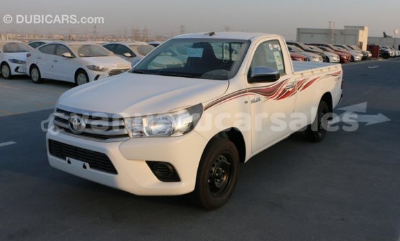 Acheter Import Voiture Toyota Hilux Blanc à Import - Dubai, Malampa Acheter Import Voiture Toyota Hilux Blanc à Import - Dubai, Malampa