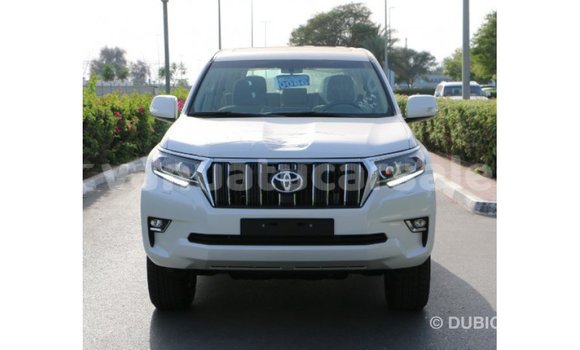 Acheter Import Voiture Toyota Prado Blanc à Import - Dubai, Malampa Acheter Import Voiture Toyota Prado Blanc à Import - Dubai, Malampa
