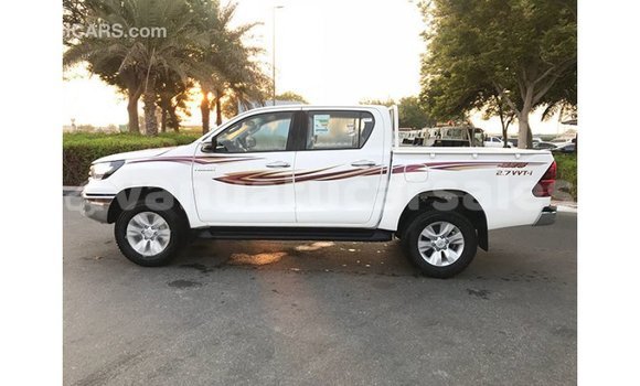 Acheter Import Voiture Toyota Hilux Blanc à Import - Dubai, Malampa Acheter Import Voiture Toyota Hilux Blanc à Import - Dubai, Malampa