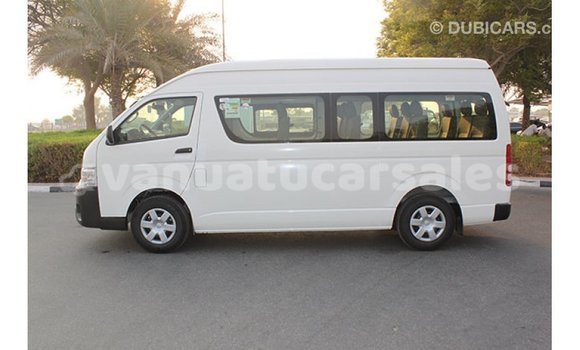 Acheter Import Voiture Toyota Hiace Blanc à Import - Dubai, Malampa Acheter Import Voiture Toyota Hiace Blanc à Import - Dubai, Malampa