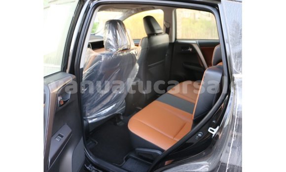 Medium with watermark 04eb7158 111d 4b2c ae80 ec480ec2df70