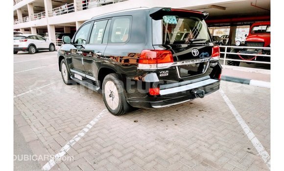 Acheter Import Voiture Toyota Land Cruiser Noir à Import - Dubai, Malampa Acheter Import Voiture Toyota Land Cruiser Noir à Import - Dubai, Malampa