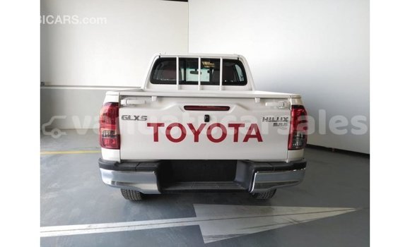 Acheter Import Voiture Toyota Hilux Blanc à Import - Dubai, Malampa Acheter Import Voiture Toyota Hilux Blanc à Import - Dubai, Malampa