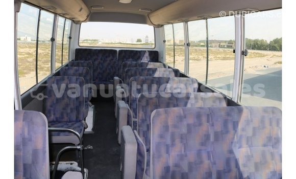 Buy Import Nissan 350Z White Car in Import - Dubai in Malampa Buy Import Nissan 350Z White Car in Import - Dubai in Malampa