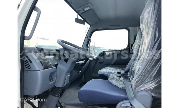 Buy Import Mitsubishi Carisma White Car in Import - Dubai in Malampa Buy Import Mitsubishi Carisma White Car in Import - Dubai in Malampa