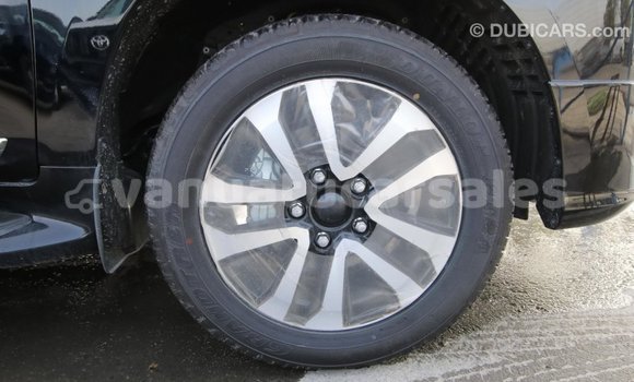 Acheter Import Voiture Toyota Land Cruiser Noir à Import - Dubai, Malampa Acheter Import Voiture Toyota Land Cruiser Noir à Import - Dubai, Malampa