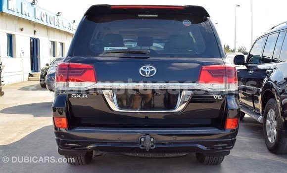 Acheter Import Voiture Toyota Land Cruiser Noir à Import - Dubai, Malampa Acheter Import Voiture Toyota Land Cruiser Noir à Import - Dubai, Malampa