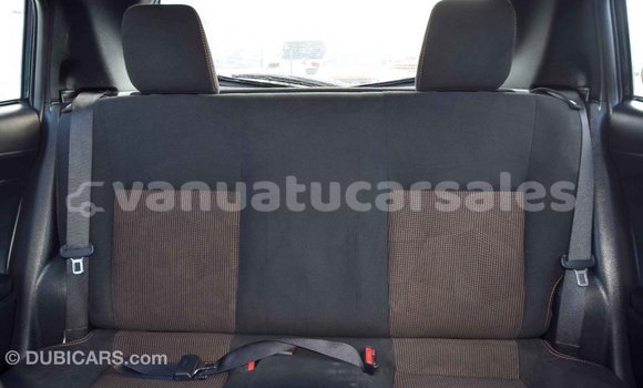 Acheter Import Voiture Toyota Yaris Noir à Import - Dubai, Malampa Acheter Import Voiture Toyota Yaris Noir à Import - Dubai, Malampa