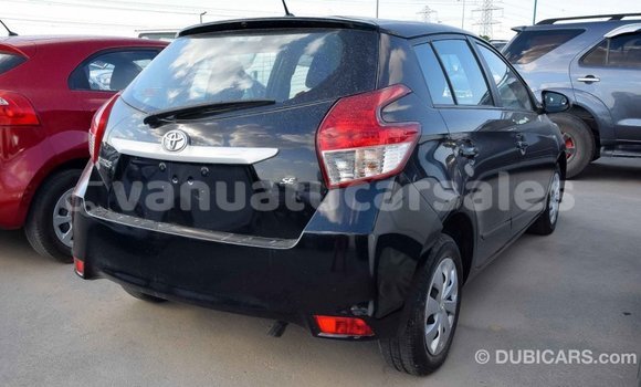 Acheter Import Voiture Toyota Yaris Noir à Import - Dubai, Malampa Acheter Import Voiture Toyota Yaris Noir à Import - Dubai, Malampa
