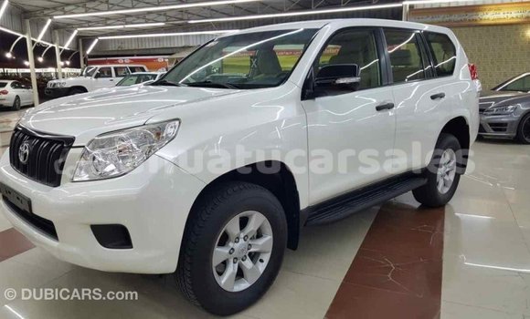 Acheter Import Voiture Toyota Prado Blanc à Import - Dubai, Malampa Acheter Import Voiture Toyota Prado Blanc à Import - Dubai, Malampa