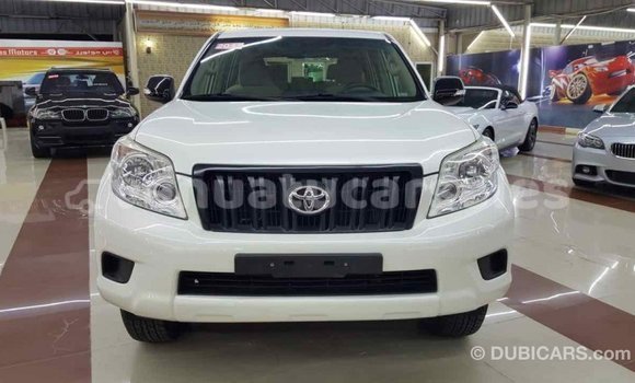 Acheter Import Voiture Toyota Prado Blanc à Import - Dubai, Malampa Acheter Import Voiture Toyota Prado Blanc à Import - Dubai, Malampa