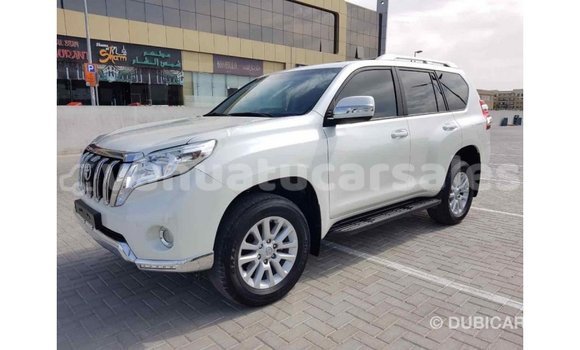 Acheter Import Voiture Toyota Prado Blanc à Import - Dubai, Malampa Acheter Import Voiture Toyota Prado Blanc à Import - Dubai, Malampa