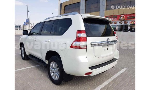 Acheter Import Voiture Toyota Prado Blanc à Import - Dubai, Malampa Acheter Import Voiture Toyota Prado Blanc à Import - Dubai, Malampa