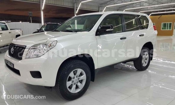 Acheter Import Voiture Toyota Prado Blanc à Import - Dubai, Malampa Acheter Import Voiture Toyota Prado Blanc à Import - Dubai, Malampa
