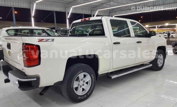 Acheter Import Voiture Chevrolet Silverado Blanc à Import - Dubai, Malampa Acheter Import Voiture Chevrolet Silverado Blanc à Import - Dubai, Malampa