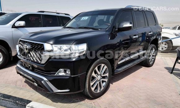 Acheter Import Voiture Toyota Land Cruiser Noir à Import - Dubai, Malampa Acheter Import Voiture Toyota Land Cruiser Noir à Import - Dubai, Malampa