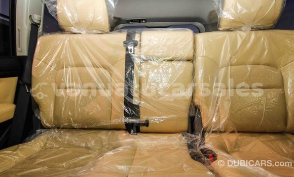 Acheter Import Voiture Toyota Land Cruiser Noir à Import - Dubai, Malampa Acheter Import Voiture Toyota Land Cruiser Noir à Import - Dubai, Malampa