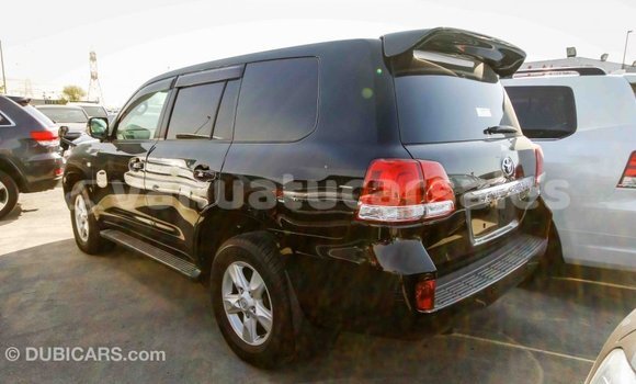Acheter Import Voiture Toyota Land Cruiser Noir à Import - Dubai, Malampa Acheter Import Voiture Toyota Land Cruiser Noir à Import - Dubai, Malampa