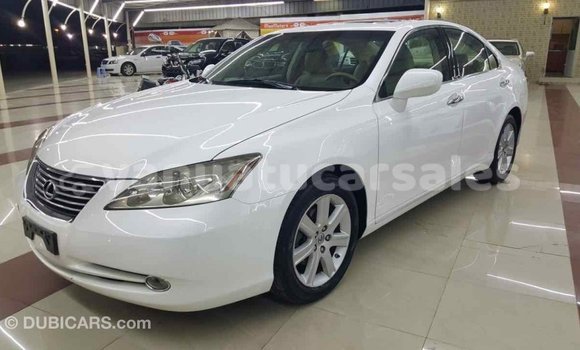 Acheter Import Voiture Lexus ES Blanc à Import - Dubai, Malampa Acheter Import Voiture Lexus ES Blanc à Import - Dubai, Malampa