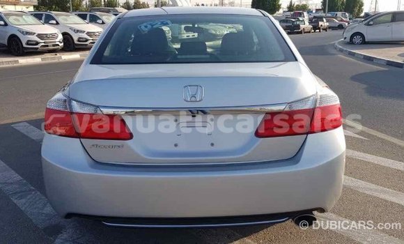 Acheter Import Voiture Honda Accord Autre à Import - Dubai, Malampa Acheter Import Voiture Honda Accord Autre à Import - Dubai, Malampa