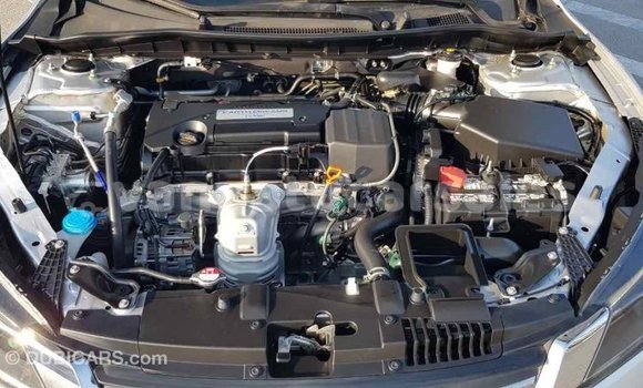 Acheter Import Voiture Honda Accord Autre à Import - Dubai, Malampa Acheter Import Voiture Honda Accord Autre à Import - Dubai, Malampa