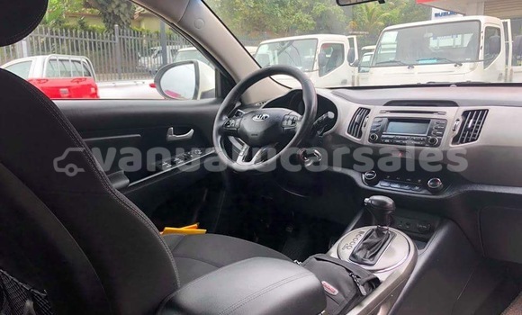 Acheter Occasion Voiture Kia Sportage Blanc à Port Vila, Shefa