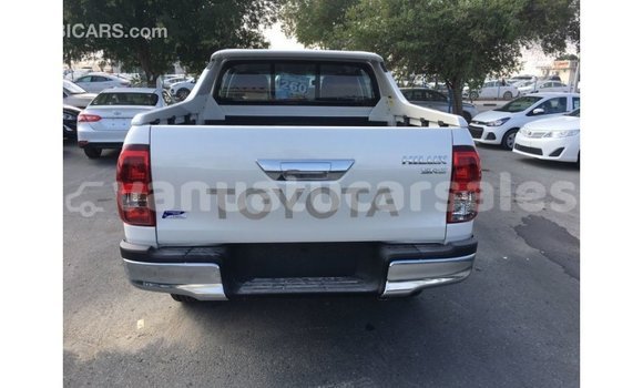 Buy Import Toyota Hilux White Car in Import - Dubai in Malampa Buy Import Toyota Hilux White Car in Import - Dubai in Malampa