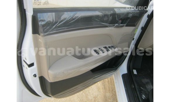 Buy Import Hyundai Elantra White Car in Import - Dubai in Malampa Buy Import Hyundai Elantra White Car in Import - Dubai in Malampa