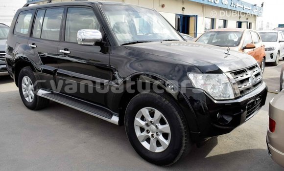 Acheter Import Voiture Mitsubishi Pajero Noir à Import - Dubai, Malampa Acheter Import Voiture Mitsubishi Pajero Noir à Import - Dubai, Malampa