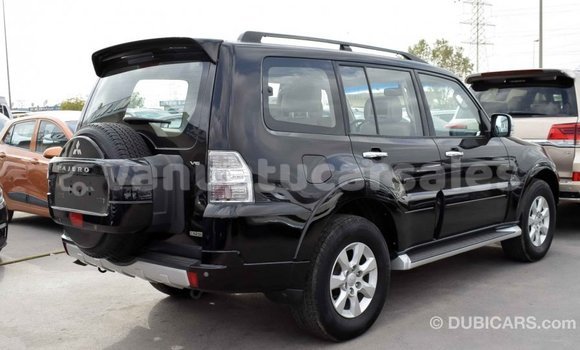 Acheter Import Voiture Mitsubishi Pajero Noir à Import - Dubai, Malampa Acheter Import Voiture Mitsubishi Pajero Noir à Import - Dubai, Malampa
