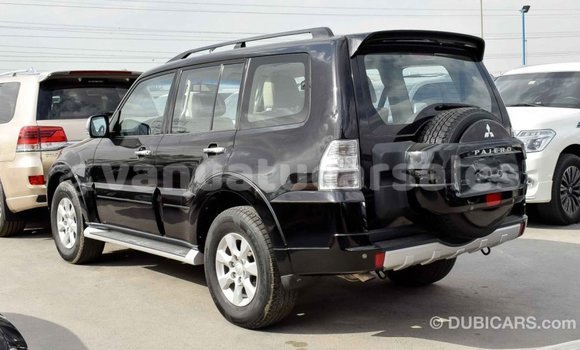 Acheter Import Voiture Mitsubishi Pajero Noir à Import - Dubai, Malampa Acheter Import Voiture Mitsubishi Pajero Noir à Import - Dubai, Malampa