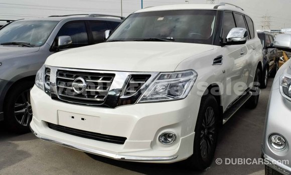 Acheter Import Voiture Nissan Patrol Blanc à Import - Dubai, Malampa Acheter Import Voiture Nissan Patrol Blanc à Import - Dubai, Malampa