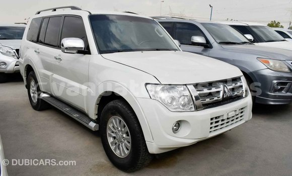 Acheter Import Voiture Mitsubishi Pajero Blanc à Import - Dubai, Malampa Acheter Import Voiture Mitsubishi Pajero Blanc à Import - Dubai, Malampa