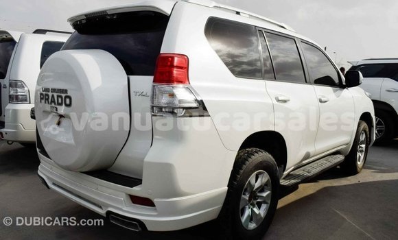 Acheter Import Voiture Toyota Prado Blanc à Import - Dubai, Malampa Acheter Import Voiture Toyota Prado Blanc à Import - Dubai, Malampa