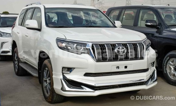 Acheter Import Voiture Toyota Prado Blanc à Import - Dubai, Malampa Acheter Import Voiture Toyota Prado Blanc à Import - Dubai, Malampa