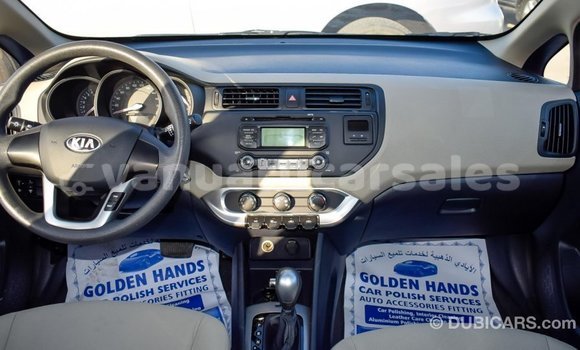 Acheter Import Voiture Kia Rio Blanc à Import - Dubai, Malampa Acheter Import Voiture Kia Rio Blanc à Import - Dubai, Malampa