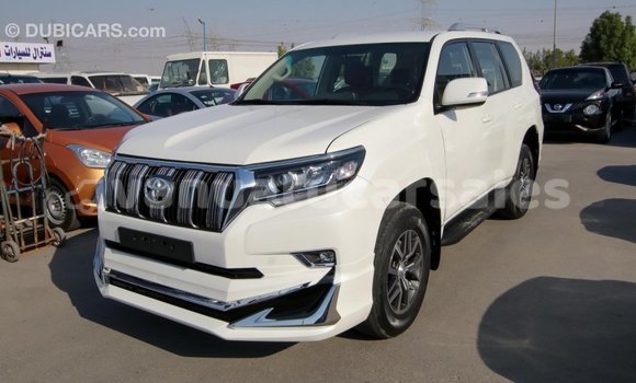Acheter Import Voiture Toyota Prado Blanc à Import - Dubai, Malampa Acheter Import Voiture Toyota Prado Blanc à Import - Dubai, Malampa