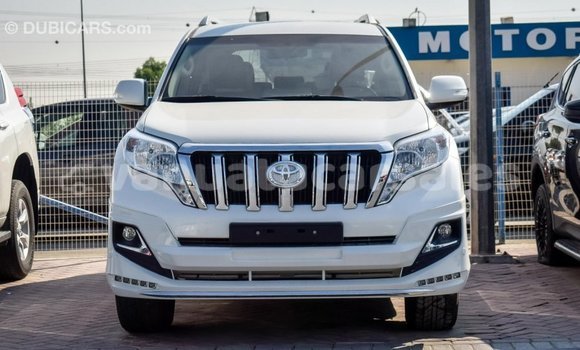 Acheter Import Voiture Toyota Prado Blanc à Import - Dubai, Malampa Acheter Import Voiture Toyota Prado Blanc à Import - Dubai, Malampa