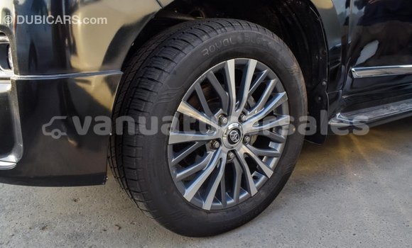 Acheter Import Voiture Toyota Land Cruiser Noir à Import - Dubai, Malampa Acheter Import Voiture Toyota Land Cruiser Noir à Import - Dubai, Malampa