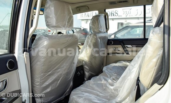 Acheter Import Voiture Mitsubishi Pajero Blanc à Import - Dubai, Malampa Acheter Import Voiture Mitsubishi Pajero Blanc à Import - Dubai, Malampa