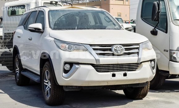 Acheter Import Voiture Toyota Fortuner Blanc à Import - Dubai, Malampa Acheter Import Voiture Toyota Fortuner Blanc à Import - Dubai, Malampa