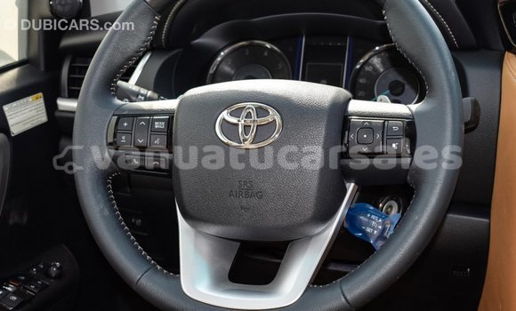 Acheter Import Voiture Toyota Fortuner Blanc à Import - Dubai, Malampa Acheter Import Voiture Toyota Fortuner Blanc à Import - Dubai, Malampa