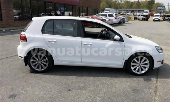 Buy Import Volkswagen Golf White Car in Burumba in Shefa Buy Import Volkswagen Golf White Car in Burumba in Shefa