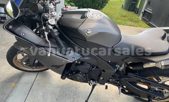 Acheter Occasion Moto Yamaha R1 Noir à Burumba, Shefa Acheter Occasion Moto Yamaha R1 Noir à Burumba, Shefa