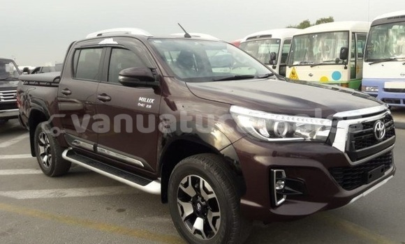 Medium with watermark toyota hilux shefa port vila 453