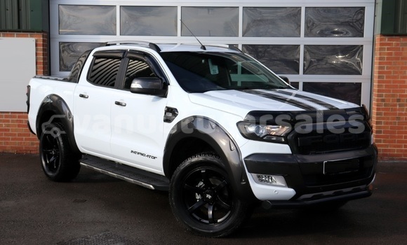 Acheter Neuf Voiture Ford Ranger Blanc à Port Vila, Shefa Acheter Neuf Voiture Ford Ranger Blanc à Port Vila, Shefa
