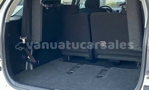 Acheter Occasion Voiture Toyota Fortuner Blanc à Lakatoro, Malampa Acheter Occasion Voiture Toyota Fortuner Blanc à Lakatoro, Malampa