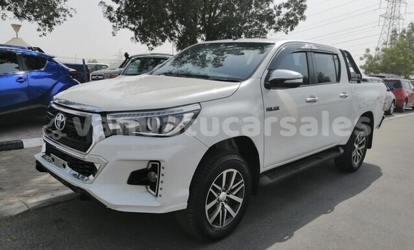 Acheter Occasion Voiture Toyota Hilux Blanc à Port Vila, Shefa Acheter Occasion Voiture Toyota Hilux Blanc à Port Vila, Shefa